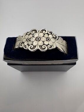 Montana Silversmiths Floral Engraved Cuff Bracelet Silver Plated Southwestern